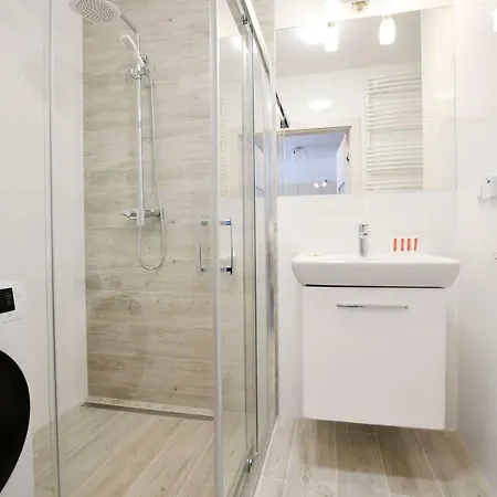 Apartament Blekitne Wybrzeze- Z Garazem * Колобжег